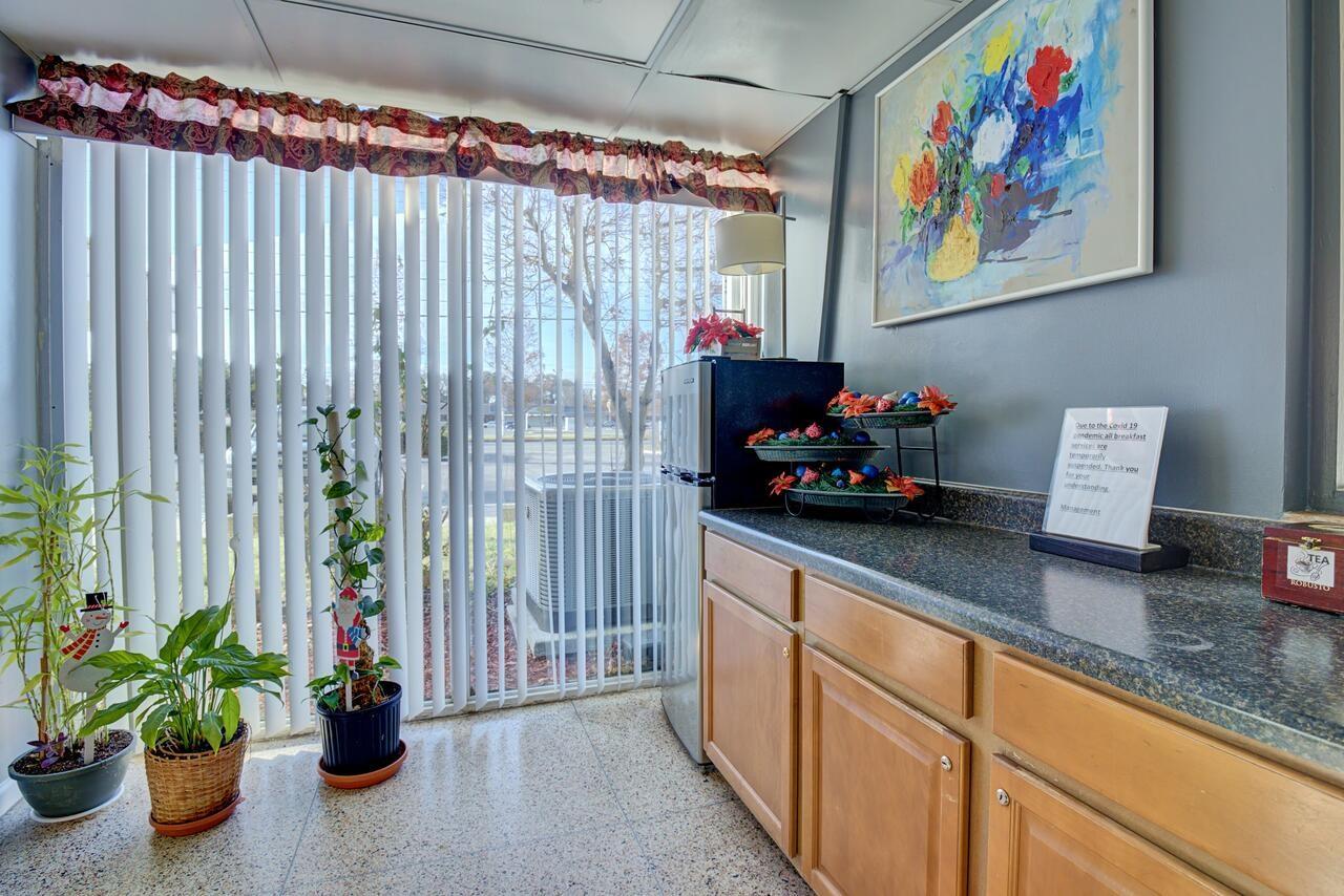 Motel 6 Norfolk, Va East Little Creek Екстериор снимка
