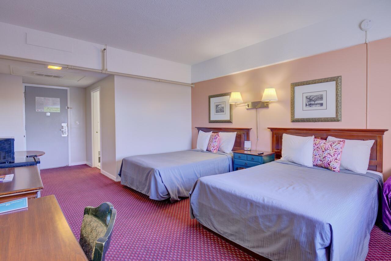 Motel 6 Norfolk, Va East Little Creek Екстериор снимка