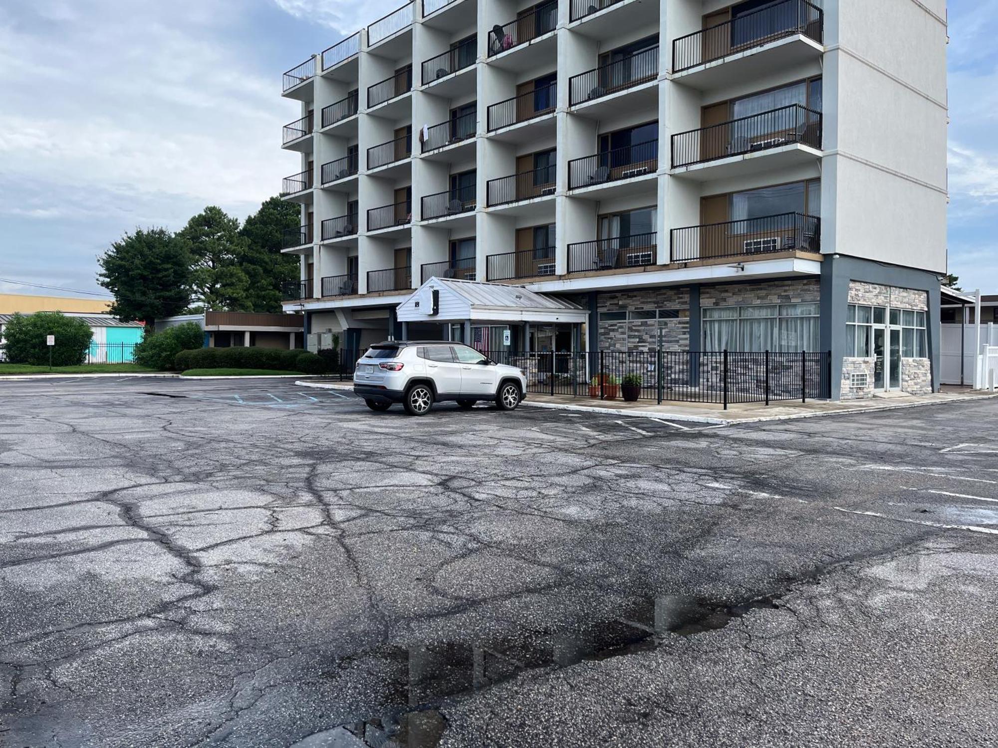 Motel 6 Norfolk, Va East Little Creek Екстериор снимка