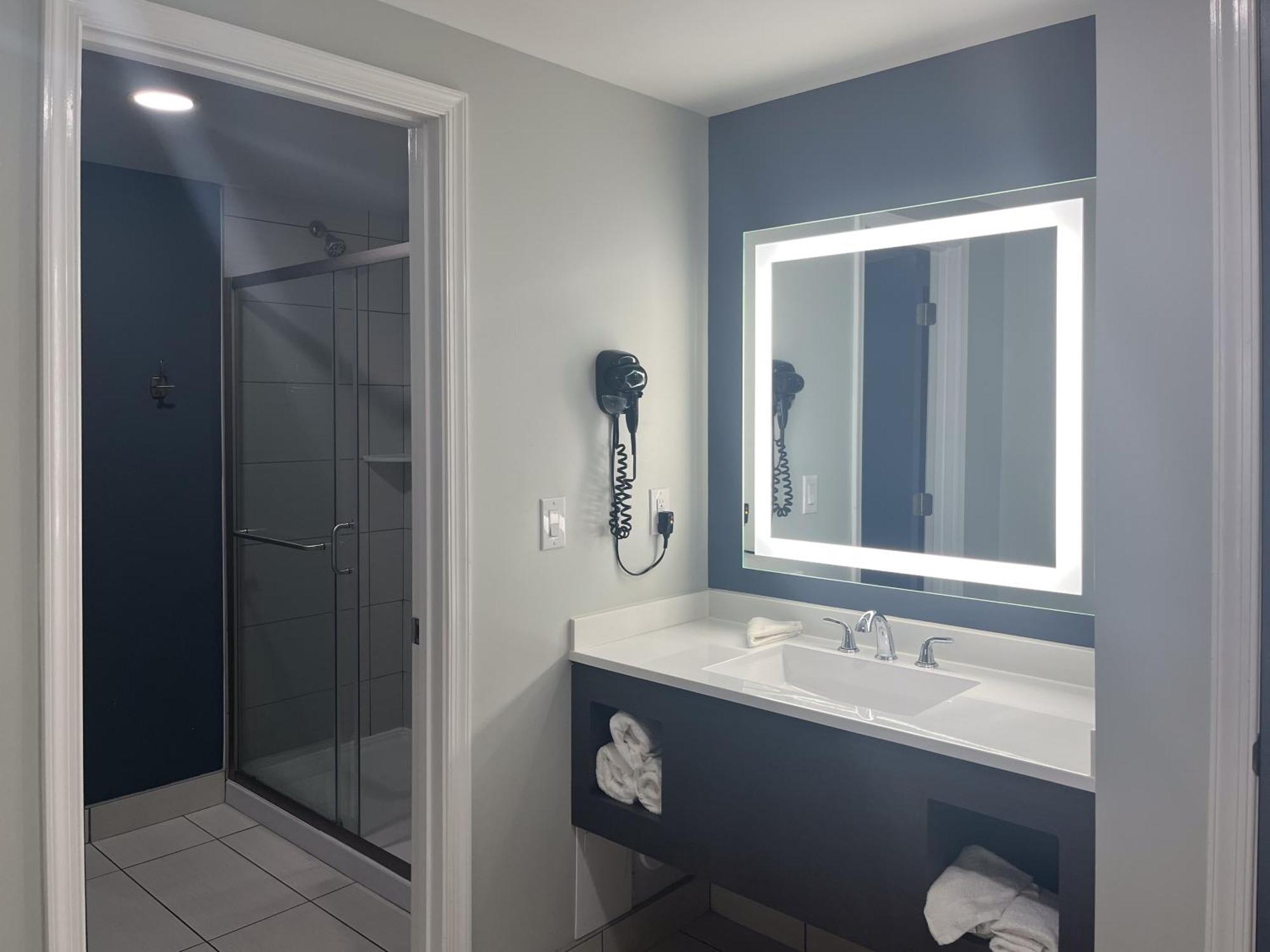 Motel 6 Norfolk, Va East Little Creek Екстериор снимка
