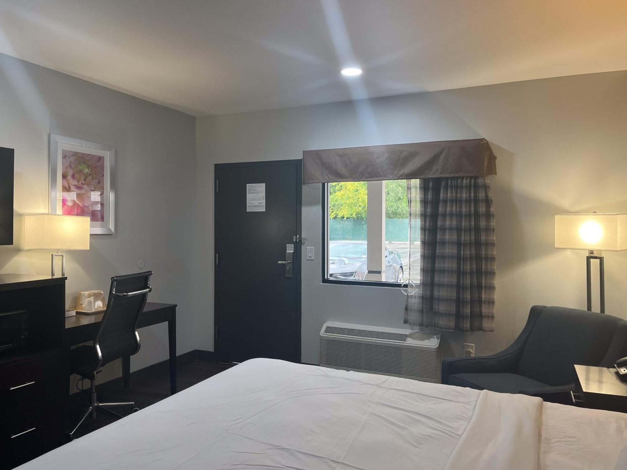 Motel 6 Norfolk, Va East Little Creek Екстериор снимка