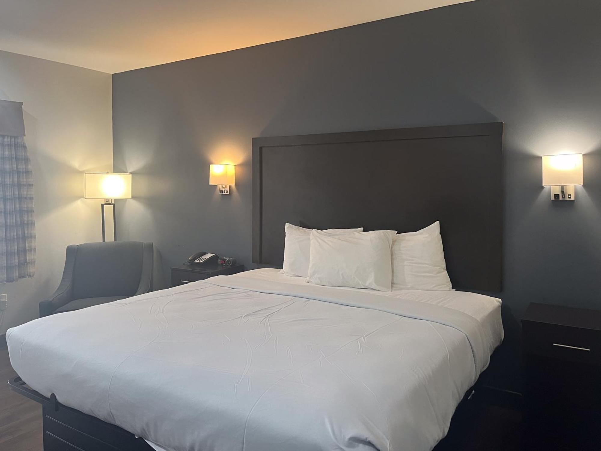 Motel 6 Norfolk, Va East Little Creek Екстериор снимка