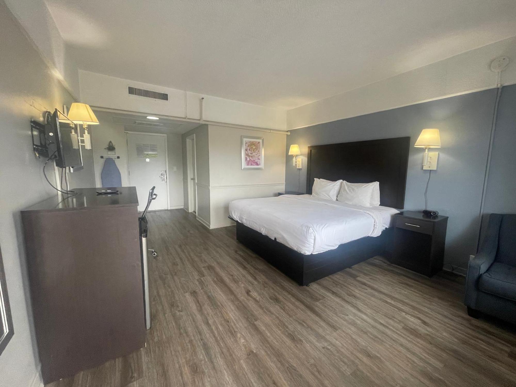 Motel 6 Norfolk, Va East Little Creek Екстериор снимка