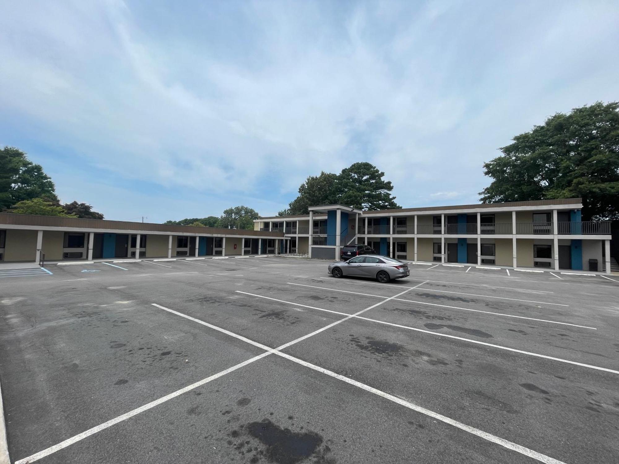 Motel 6 Norfolk, Va East Little Creek Екстериор снимка